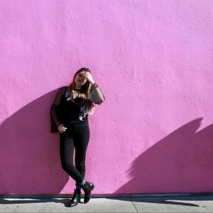 Meet your Posher, Ana